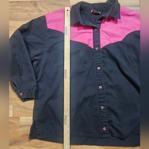 Vintage Wagon Wheels Western Shirt Men’s XL Black Pink Two Tone USA Made - Picture 5 of 7